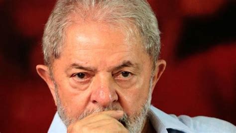 Un Juez Ordena Retirar El Pasaporte A Lula Y Le Proh Be Salir De Brasil