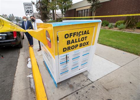 Armed And Masked Vigilantes Are Staking Out Arizona Ballot Boxes With The Gops Blessing