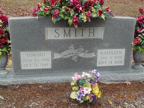 PFC John Edward Smith (1926-1997) - Find a Grave Memorial