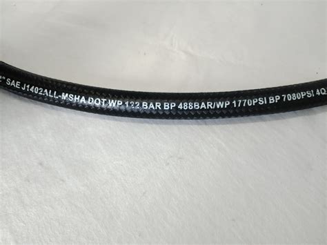 Textile Covered Sae R Rubber Hydraulic Hose Support Customization