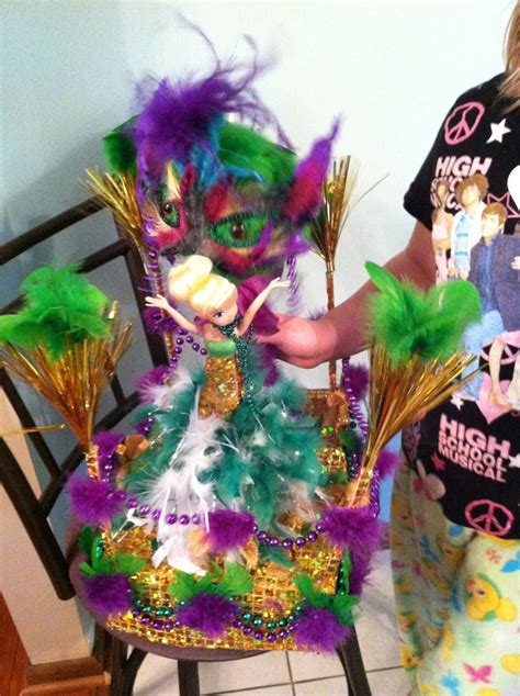 Shoebox Mardi Gras Float Mardi Gras Float Miss Piggy Event Ideas Art