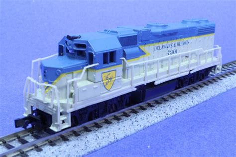 Life Like N Scale Dandh Delaware And Hudson Powered Gp38 2 Diesel Engine