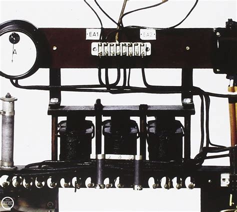 Ea1 Ea2: Amazon.co.uk: CDs & Vinyl