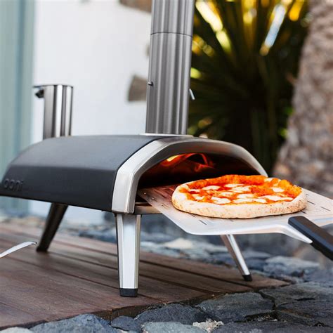 Ooni Fyra 12 Portable Wood Fired Outdoor Pizza Oven A Bell Pizza Ovens