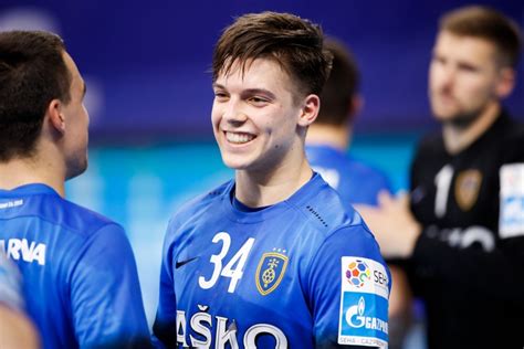 Domen Makuc extends his contract with Celje PL until 2022