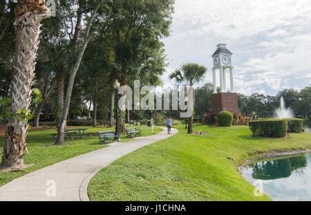 Lake Mary Florida downtown Lake Mary City Hall in Central Park Stock ...