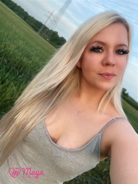 Tw Pornstars Maya Maibach Twitter Bei Wem Ist Auch Schon Das