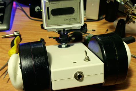 Inspektor Gadjet Binaural dummy head DIY microphone - Inspektor Gadjet