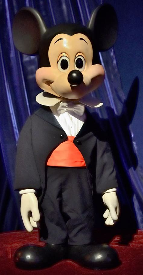 Audio Animatronic Mickey Mouse From The Mickey Mouse Revie Flickr