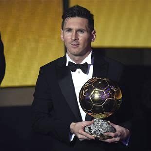 Ballon D Or Lionel Messi Vom Fc Barcelona Gewinnt Zum F Nften Mal