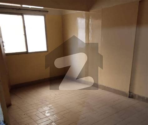 A 600 Square Feet Flat In Karachi Is On The Market For Rent Gulshan E