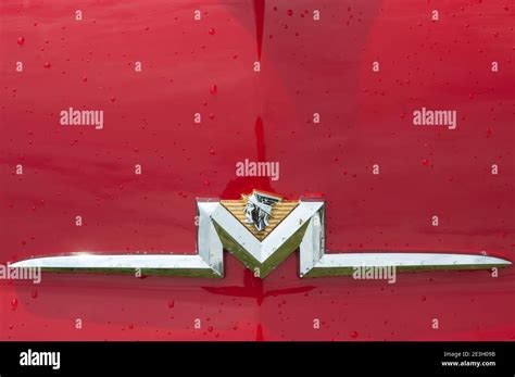 Mercury vintage emblem - vintage car Stock Photo - Alamy