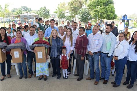 Hoy Tamaulipas Beneficia Alma Laura Amparan A Familias Del Area Rural