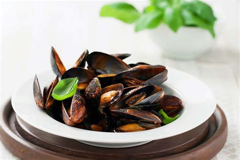 Receta Mejillones Al Vapor Con Vino Blanco Ajo Y Perejil Comedera