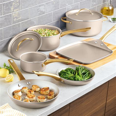 Home cooks are debating the durability of farber cookware sets 4