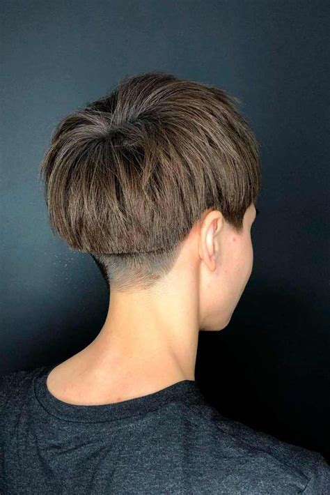 Super Cute Ways To Show Off A Bowl Cut Bowl Cut Short Hair Syles