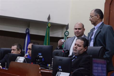 Por 15 a 4 abertura de comissão processante contra Emanuel Pinheiro é