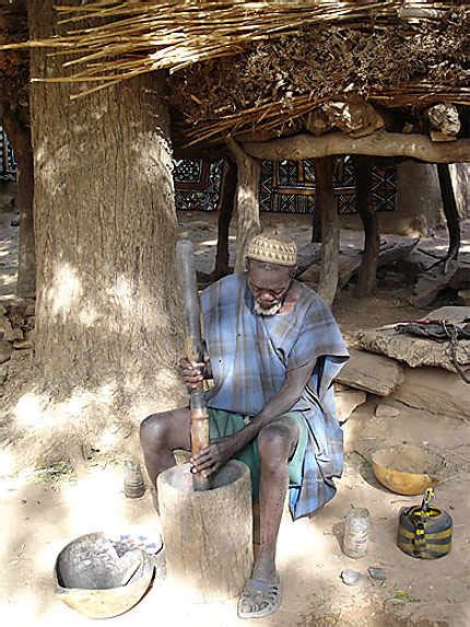 Poudre à canon Endé Pays dogon Mali Routard