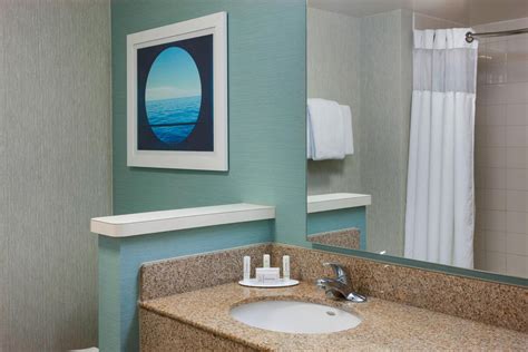 Oceanfront Hotels Carolina Beach, NC | Courtyard