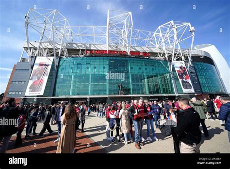 Old trafford inside view hi-res stock photography and images - Alamy