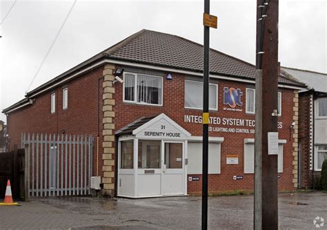 31 Gate Ln, Sutton Coldfield, B73 5TR | LoopNet