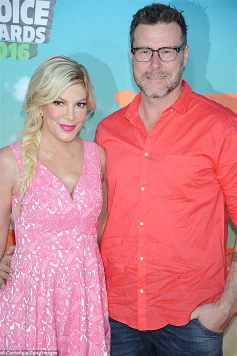 Tori Spelling Bumps Into Husband Dean Mcdermotts Ex Wife Mary Jo