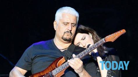 Morto Pino Daniele Il Ricordo Dei Colleghi