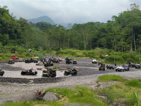 Jeep Wisata Kawasan Lereng Merapi Jadi Primadona Wisata Akhir Tahun