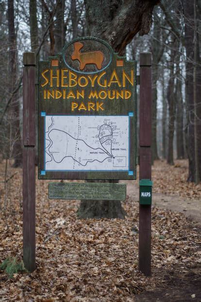 The Park Next Door Sacred Ground And Effigy Mounds Of Wisconsin