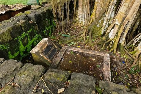 4 Petilasan Di Gunung Tidar Magelang Ada Batu Nisan Sepanjang 7 Meter