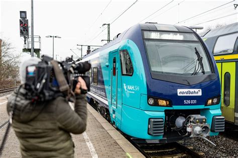 Nordbahn Setzt Akkuz Ge Auf Strecke Flensburg Schleibr Cke Ein