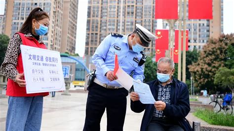 幸福成都 美在文明 成都开展六大群众性文明城市创建活动 创典范看变化 无限成都 成都市广播电视台官方网站