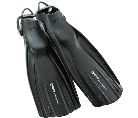 Best Scuba Diving Fins For Women To Tackle Any Aquatic Adventure