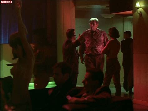 Naked Unbekannt SCAR In Scar City