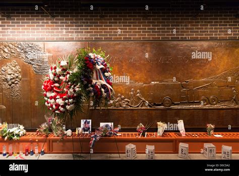 Memorial Wall of the FDNY firefighters Stock Photo - Alamy