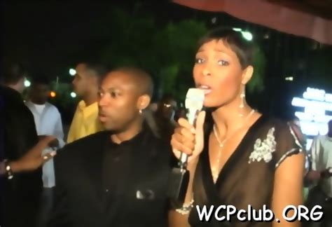 Great Looking Brunette Cutie Ice De La Fox Caresses Herself Ice La Fox