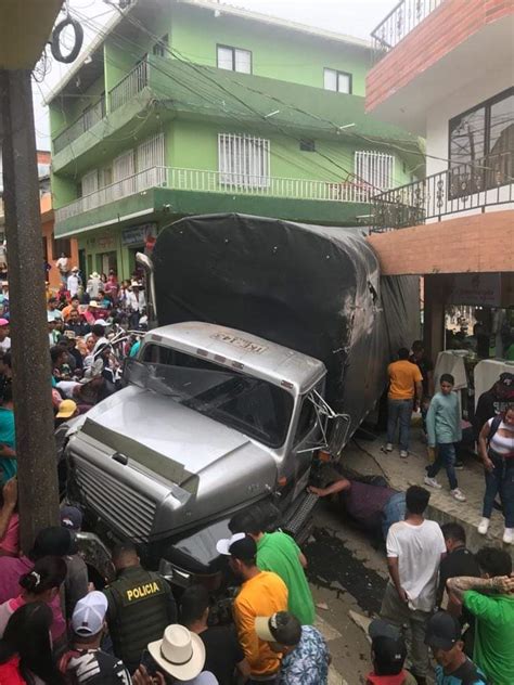 Campamento Antioquia Camión sin frenos dejó 4 muertos