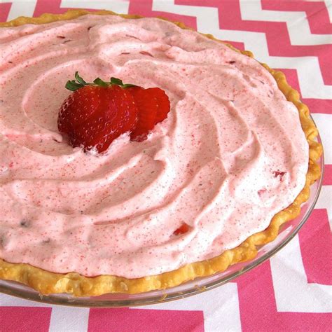 Strawberry Yogurt Pie Recipe