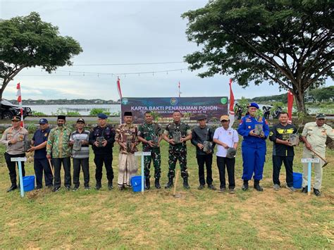 Hari Juang Kartika Tni Ad Tanam Pohon Di Wilayah Korem