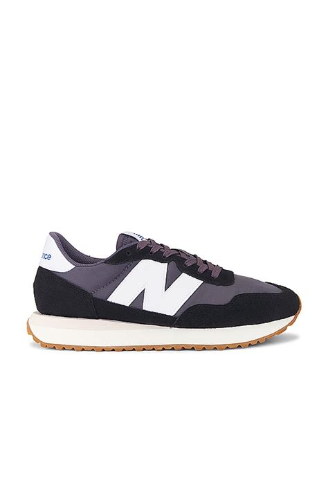 New Balance V In Black Magnet Revolve