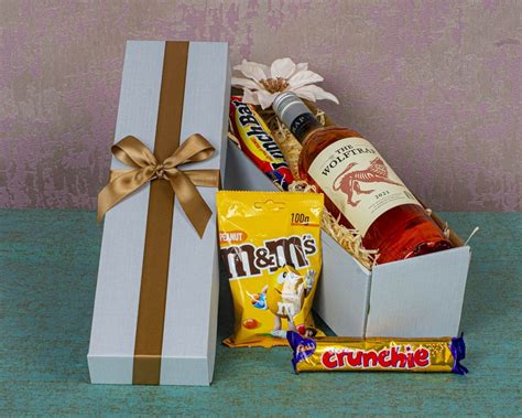 A Large Variety of Chocolate Hampers | Hamper World