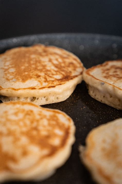 Fluffy Yeast Pancakes With Lemon Drizzle – Kitchen Julie