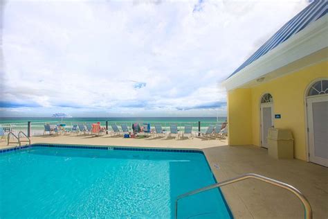 Emerald Shores by Wyndham Vacation Rentals Pool: Pictures & Reviews ...