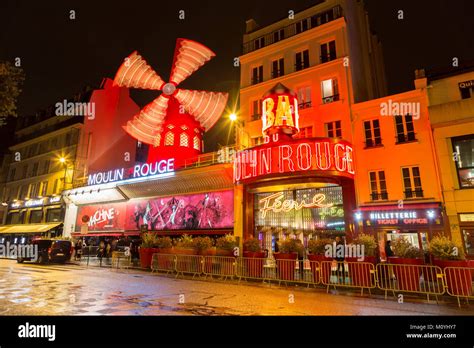 Moulin Rouge Fotos Und Bildmaterial In Hoher Aufl Sung Alamy