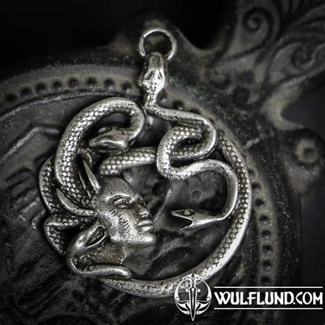 MEDUSA Antique Zinc Pendant Antique Silver Drakkaria All Pendants