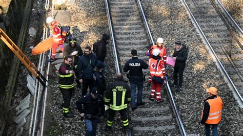 Ragazzo Di Anni Morto Investito Da Un Treno A Melegnano Lo Schianto