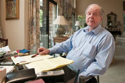 Stanford historian Robert Conquest, expert on Soviet Union, dies at 98 ...