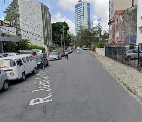 Obra provoca interdição da Rua José de Alencar no Centro do Recife