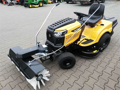 Traktor Ogrodowy Cylindry Cub Cadet Lt Kosiarka Kosz I Zamiatarka