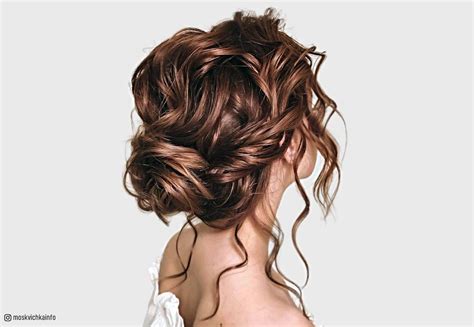 32 Cute And Easy Prom Hairstyles For Long Hair For 2022